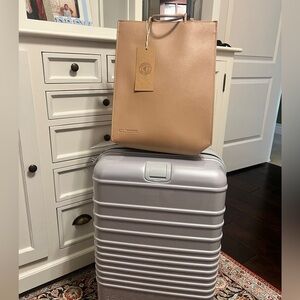 BÉIS X CHIPOTLE THE TO GO BAG IN KRAFT BROWN NWT